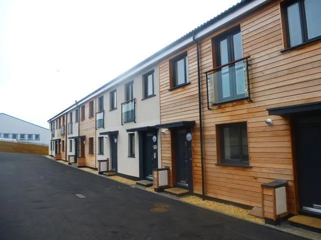 2 bed flat to rent — Lockmill House