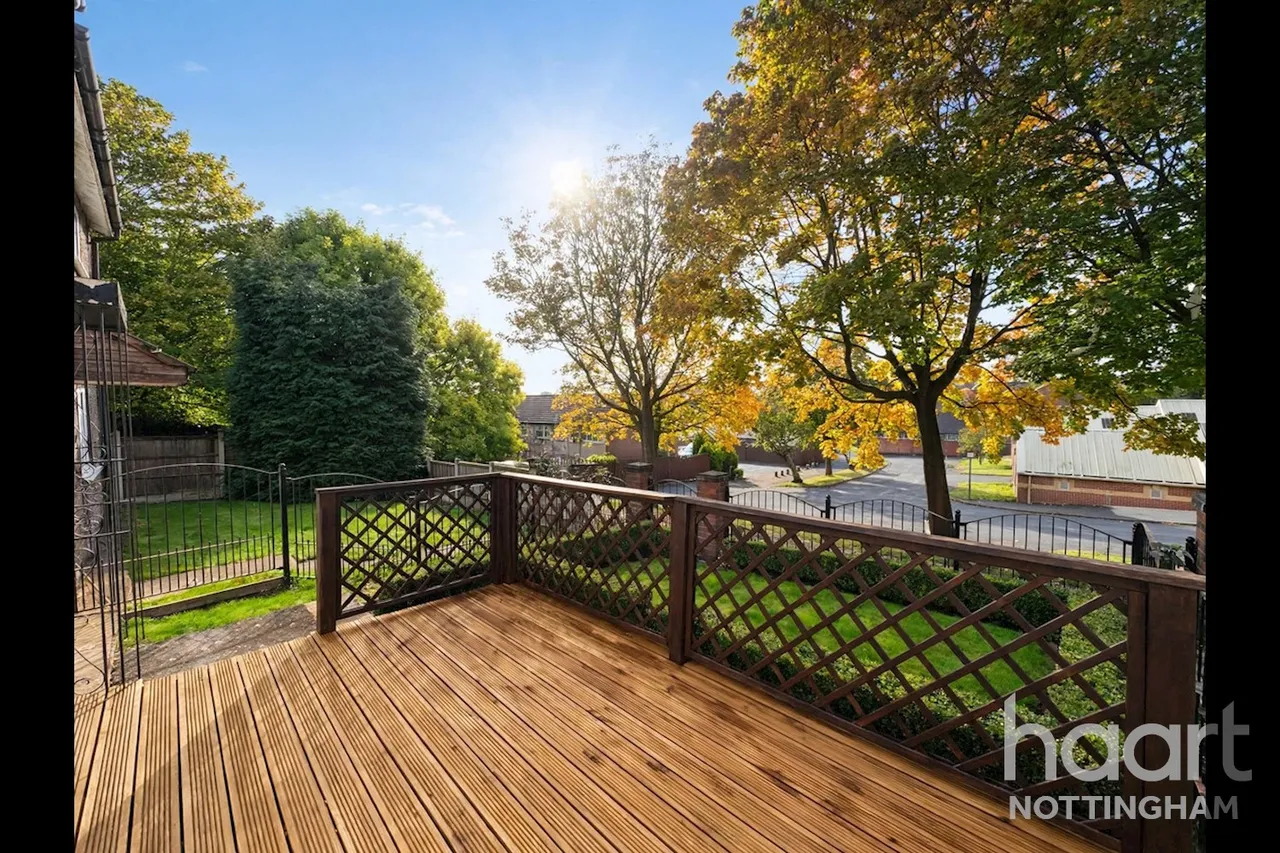St Cecilia Gardens, Nottingham, NG3, photo 2