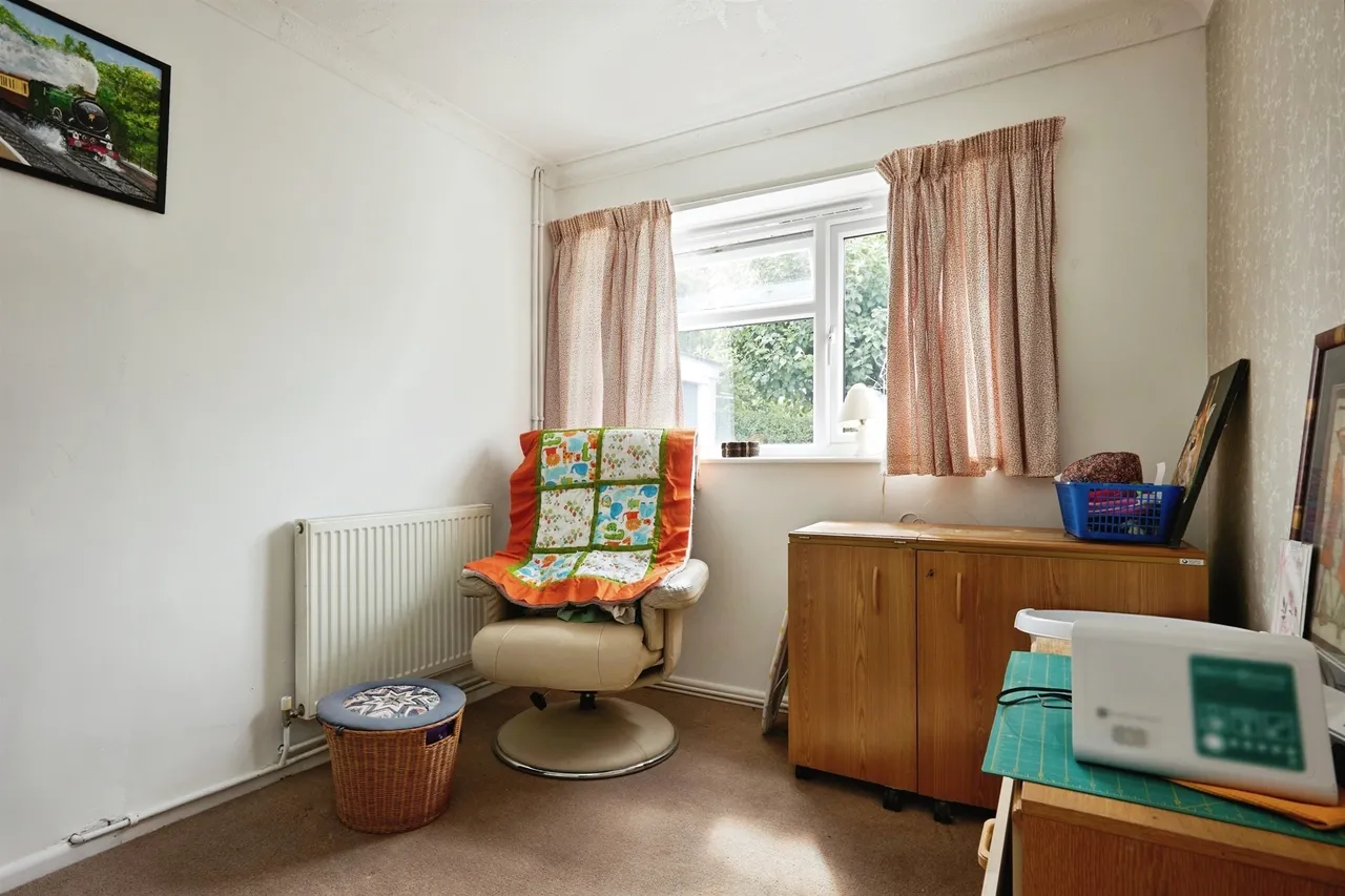 Hayes Mead, Motcombe, SP7, photo 13