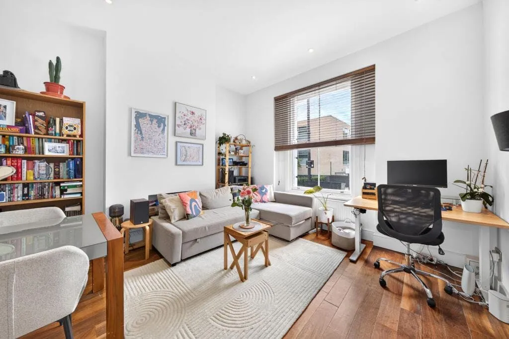 Packington Street, London, N1, photo 2