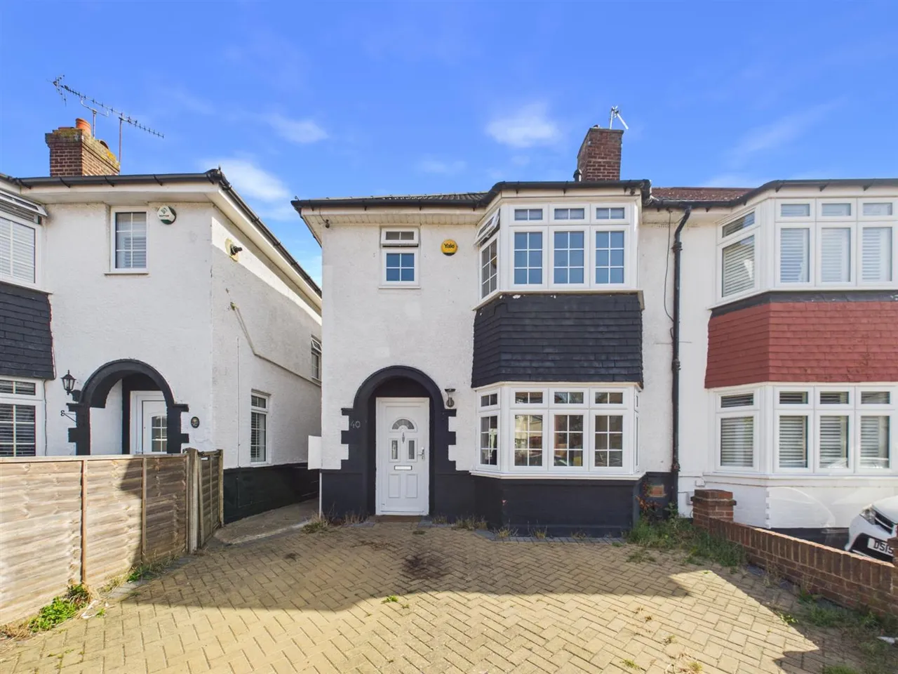 3 bed property for sale, Lea Crescent, Ruislip, HA4