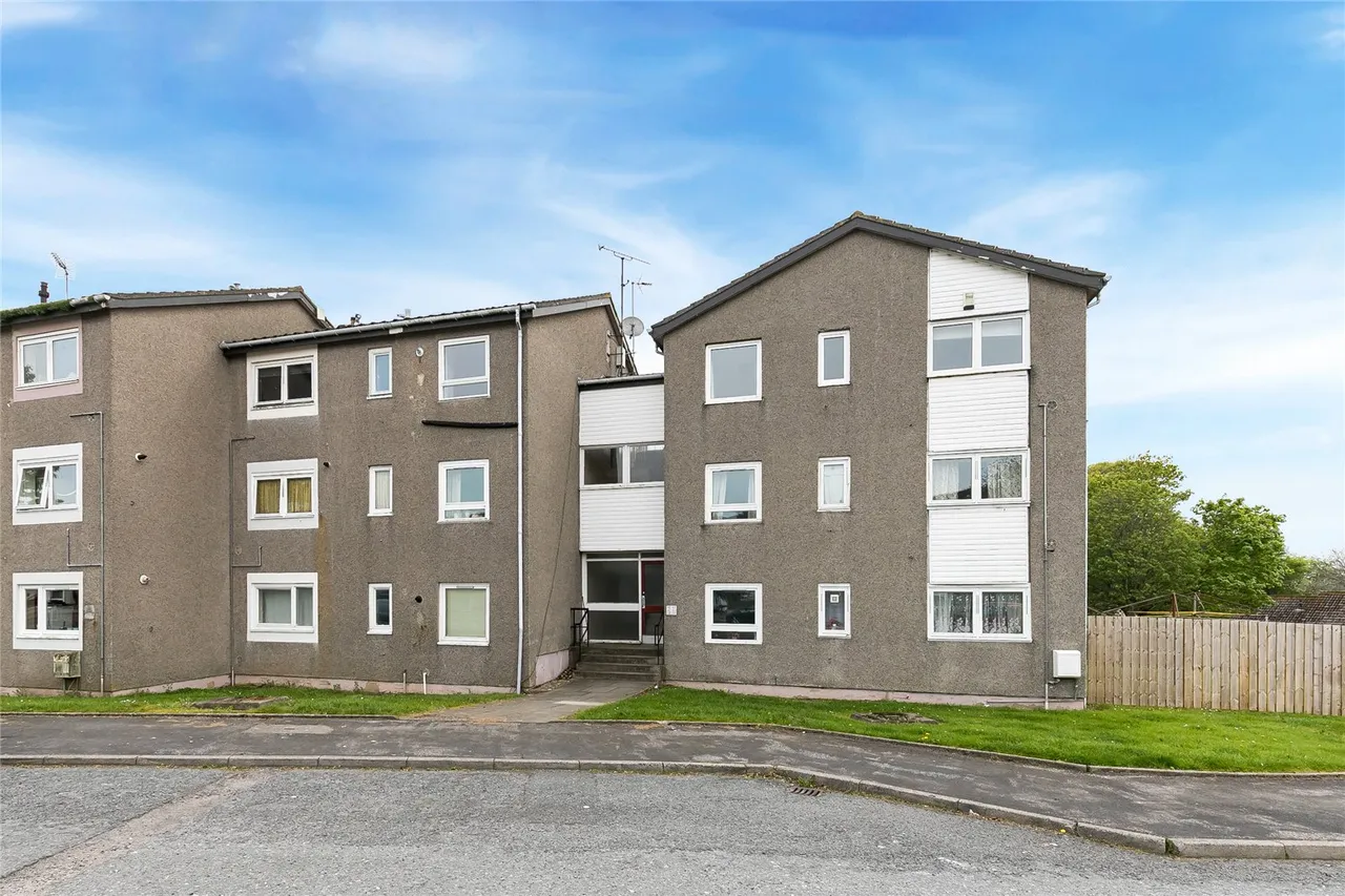 2 bed flat to rent, Overhill Gardens, Bridge Of Don, AB22