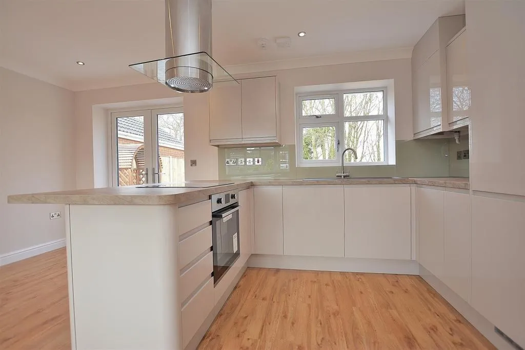 Saville Road, Sutton-In-Ashfield, NG17, photo 2