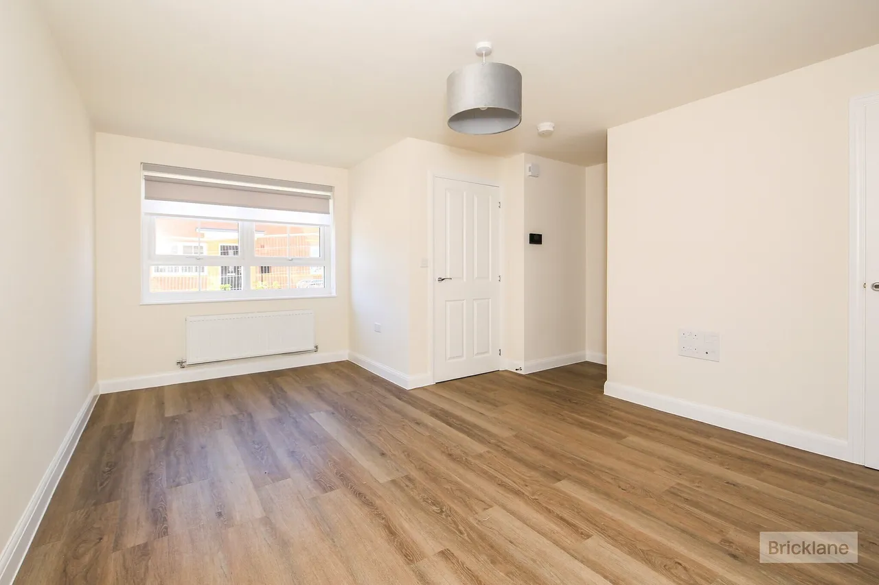 Almond Avenue, Peterborough, PE7, photo 8