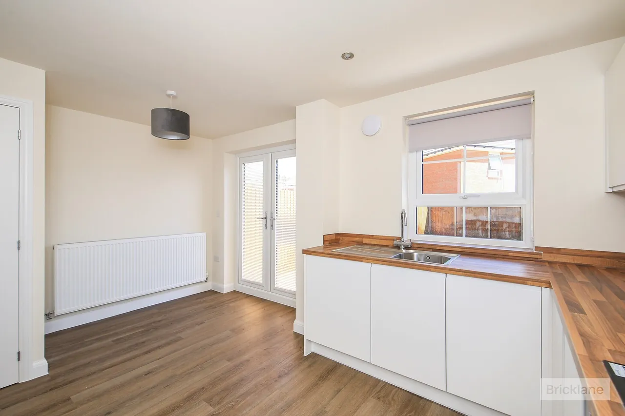 Almond Avenue, Peterborough, PE7, photo 6