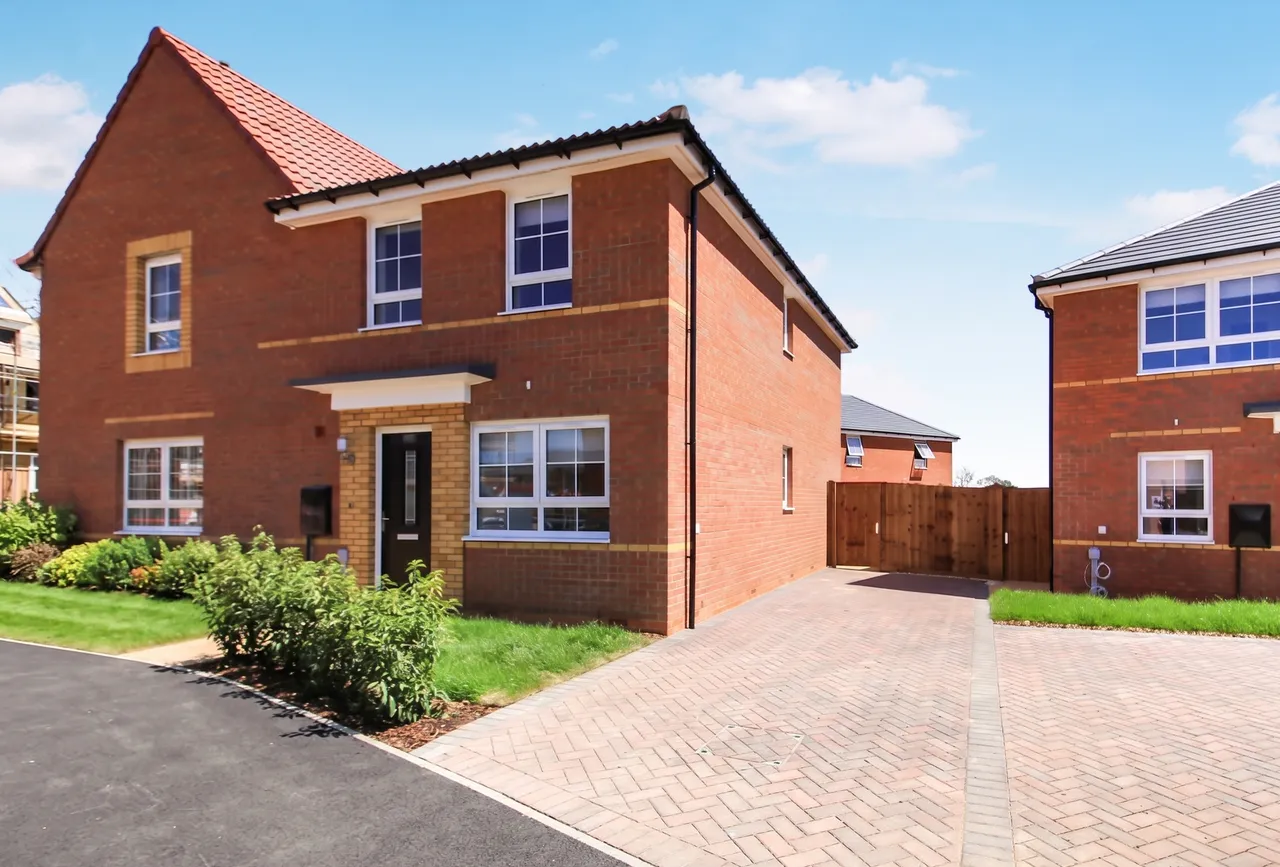 Almond Avenue, Peterborough, PE7, photo 4