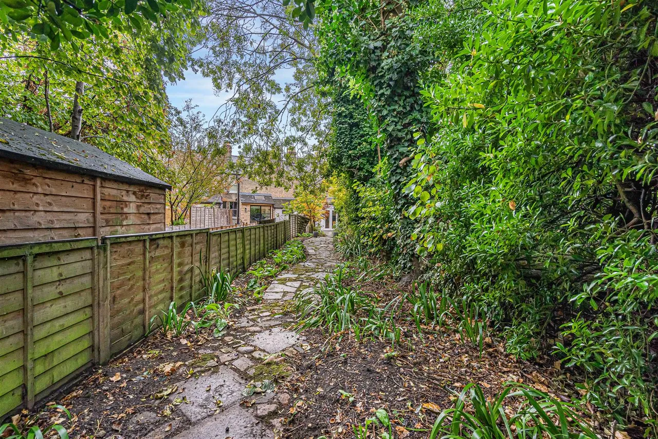 Springfield Terrace, Cambridge, CB4, photo 18