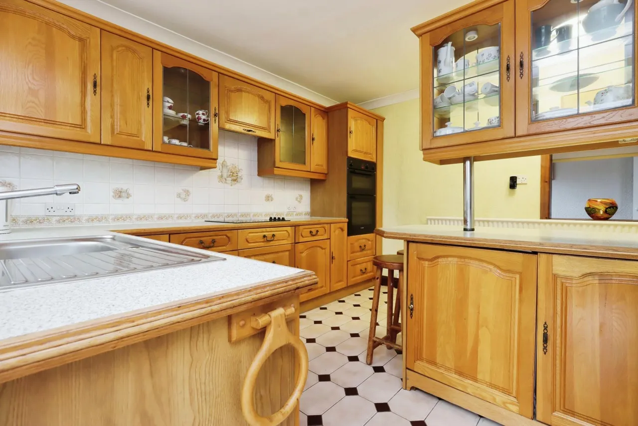 Wellington Road, Telford, TF2, photo 5