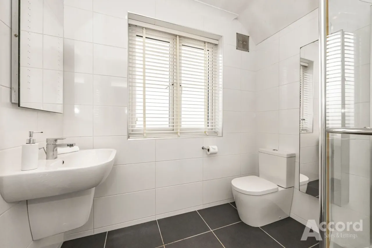 Ayr Way, Romford, RM1, photo 4