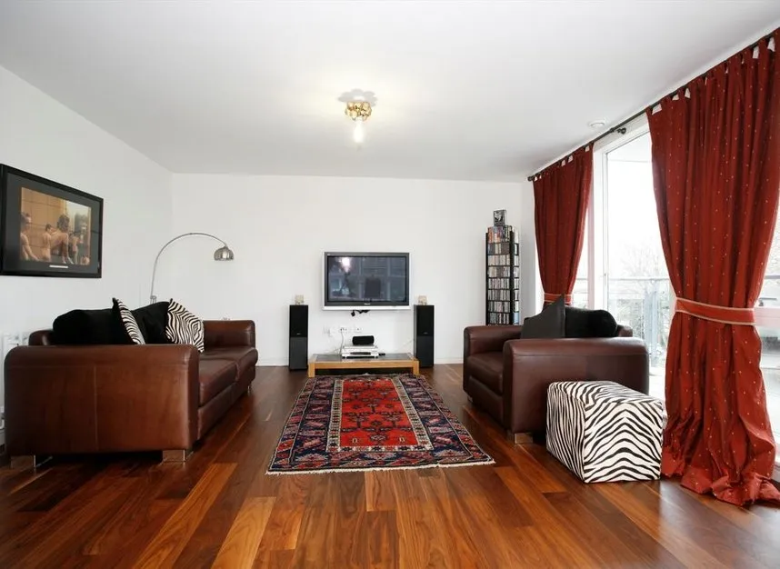 Clayponds Lane, Brentford, TW8, photo 4