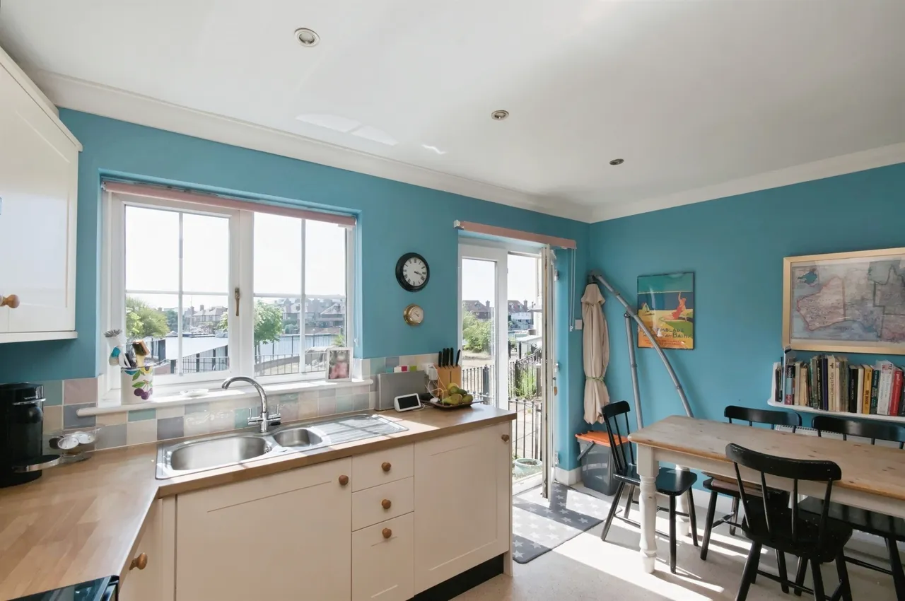 Long Beach View, Eastbourne, BN23, photo 5