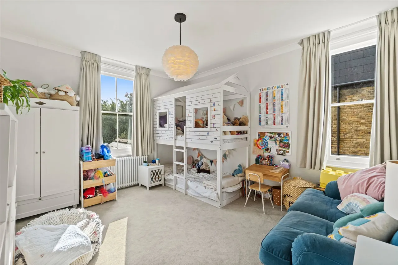 Claremont Road, Teddington, TW11, photo 18