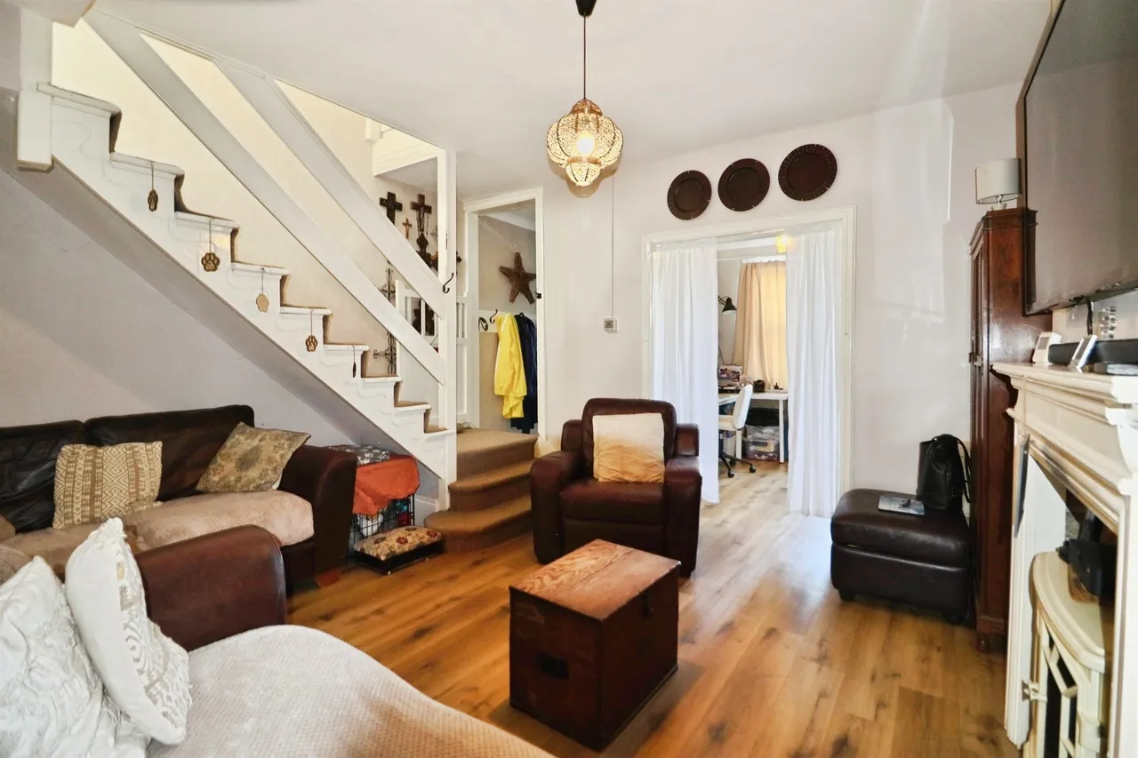 Laura Street, Barry, CF63, photo 17