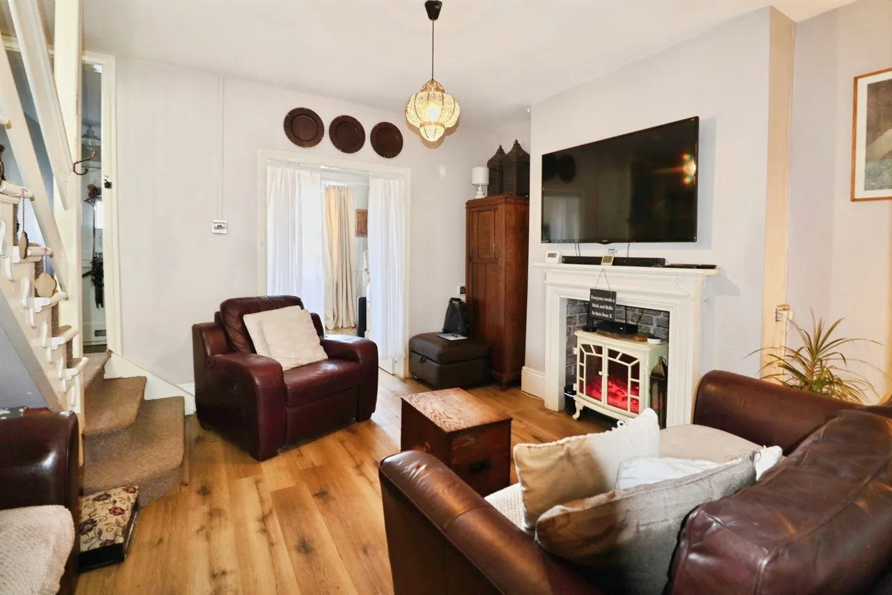 Laura Street, Barry, CF63, photo 15