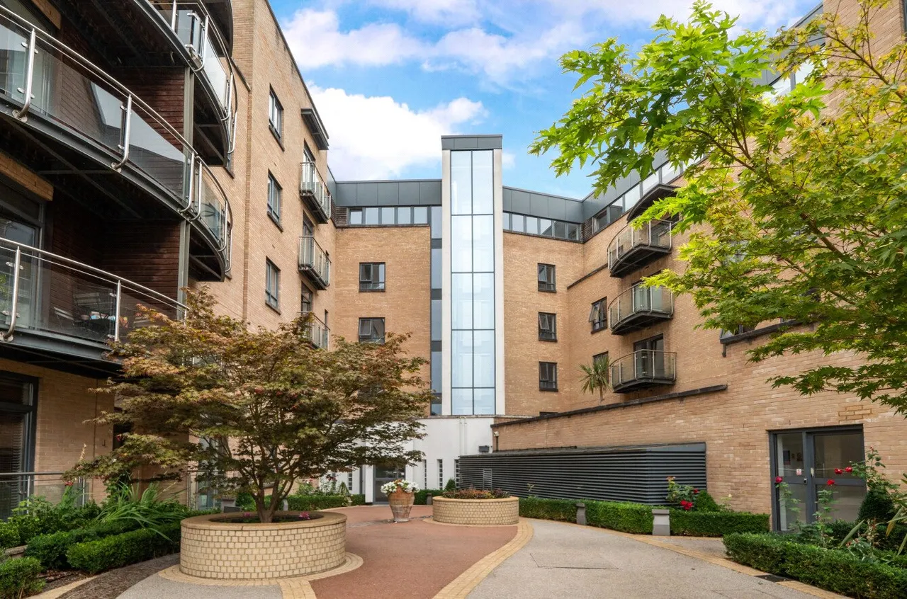 Epsom Road, Guildford, GU1, photo 12