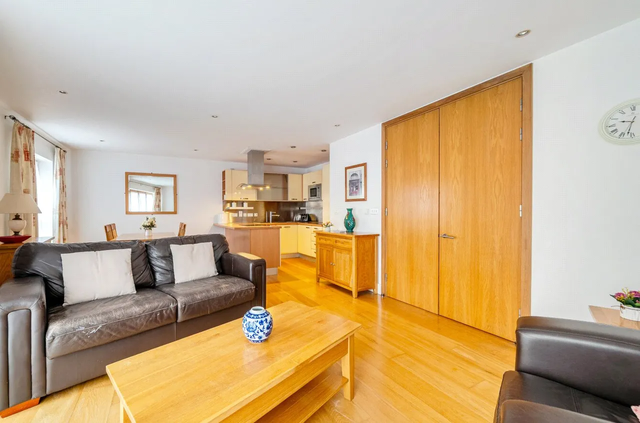 Epsom Road, Guildford, GU1, photo 11