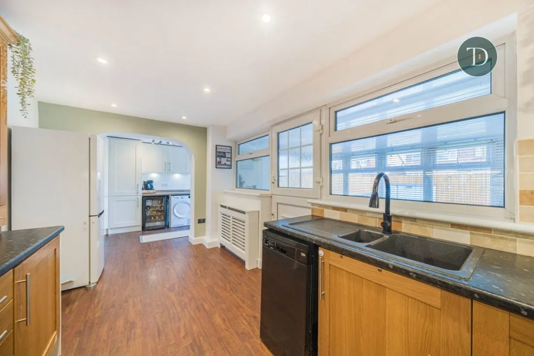 Humber Road, Great Sutton, CH66 2SH, photo 8