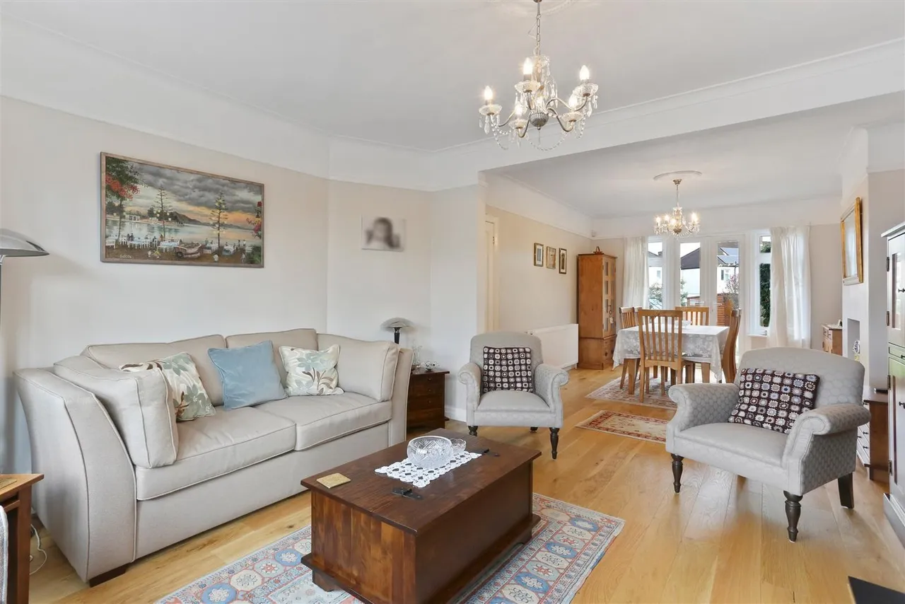 Love Lane, Cheam Village, Surrey, SM3 8PS, photo 4