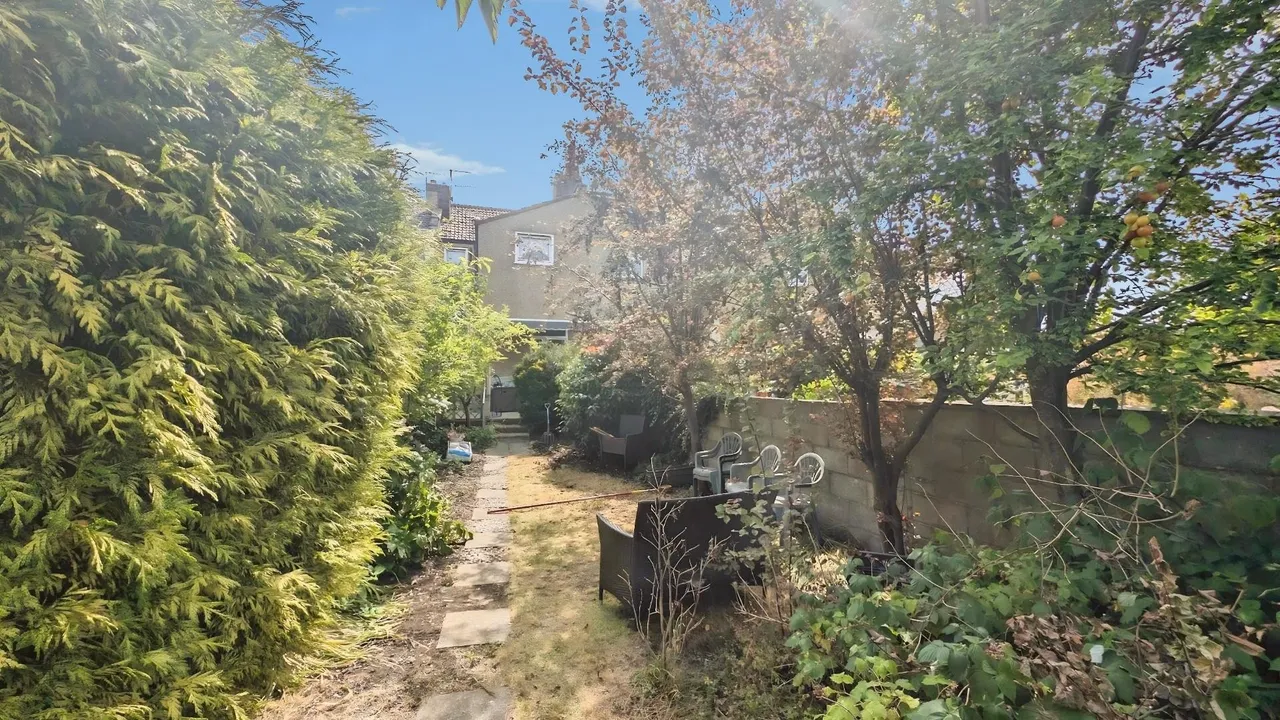 Russell Road, Fishponds, Bristol, photo 12