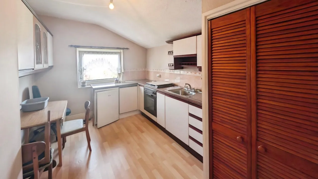 Russell Road, Fishponds, Bristol, photo 9