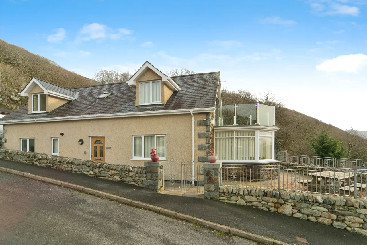 Ffordd Bro Mynach, Barmouth, LL42, photo 6