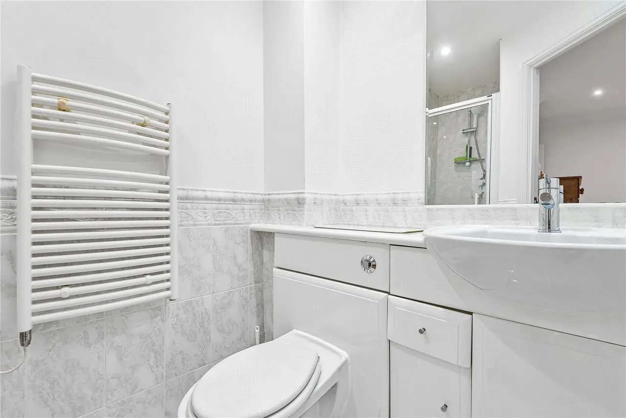 Northwood, HA6, photo 10
