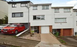 3 bed property to rent — Grange Road, Torquay, Devon, TQ1