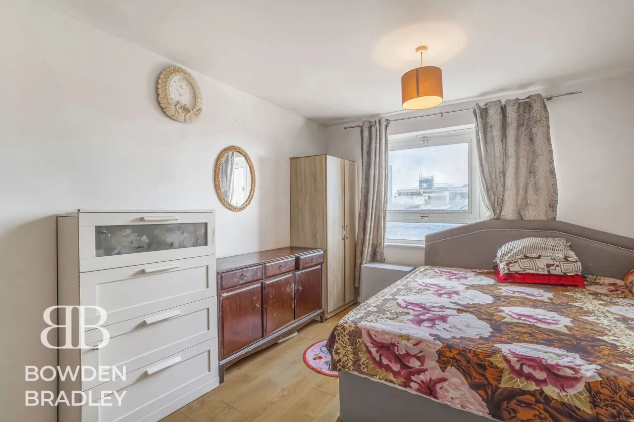 Hainault Street, Ilford, IG1, photo 9