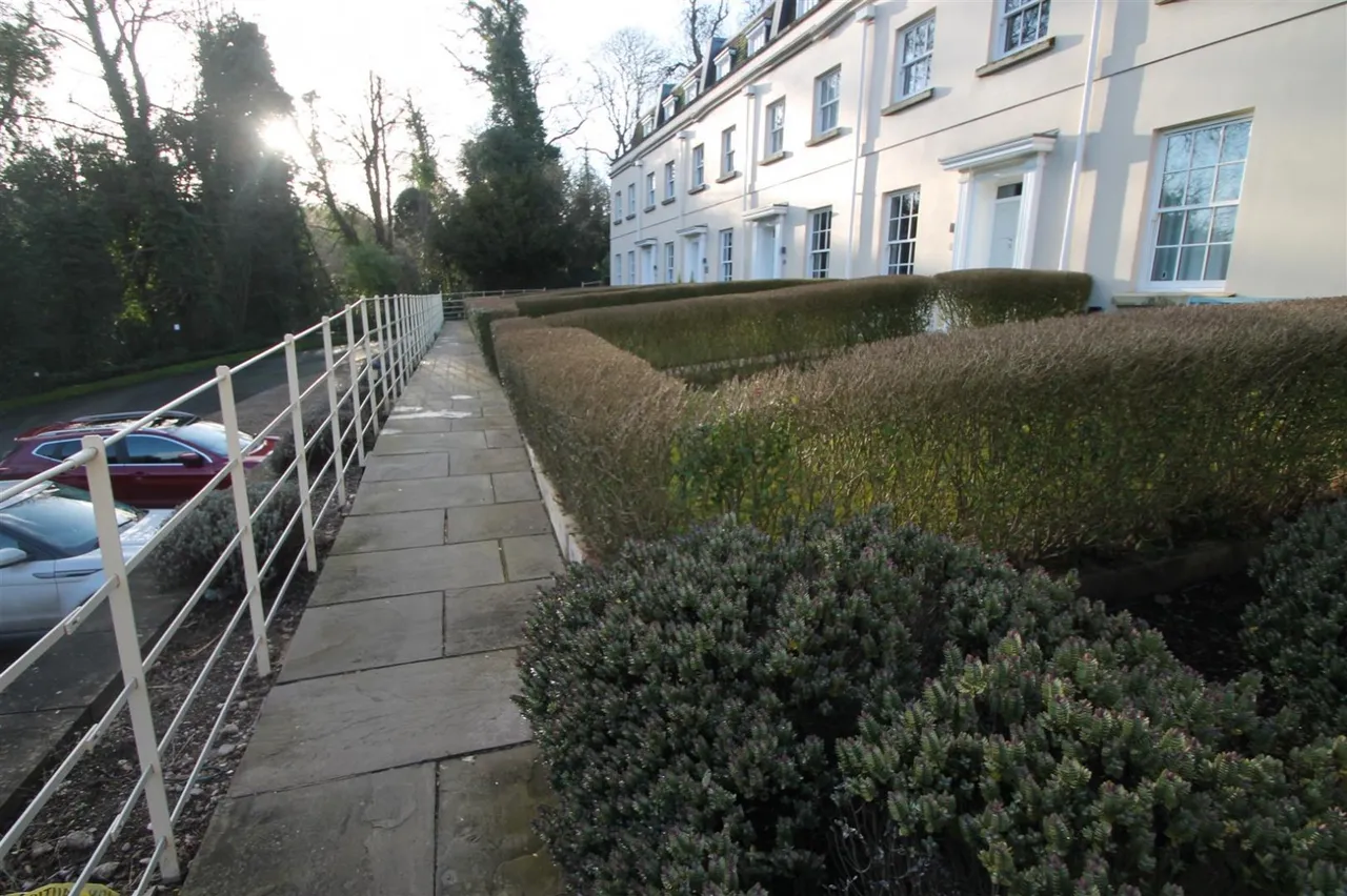 Corngreaves Hall, Corngreaves Road, Cradley Heath, photo 30