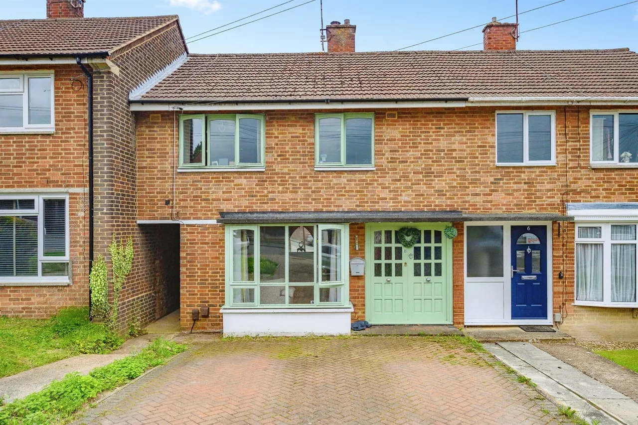 3 bed house for sale — Risedale Hill, Hemel Hempstead