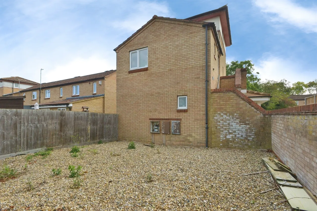 Capian Walk, Two Mile Ash, MK8, photo 13