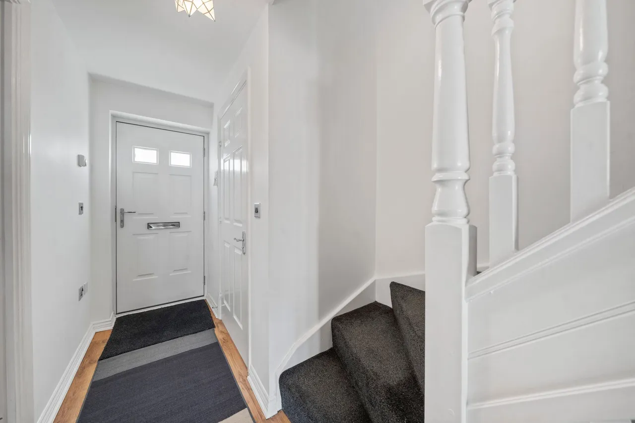 Stuart Close, Platt Bridge, Wigan, Wigan, WN2 5BZ, photo 5