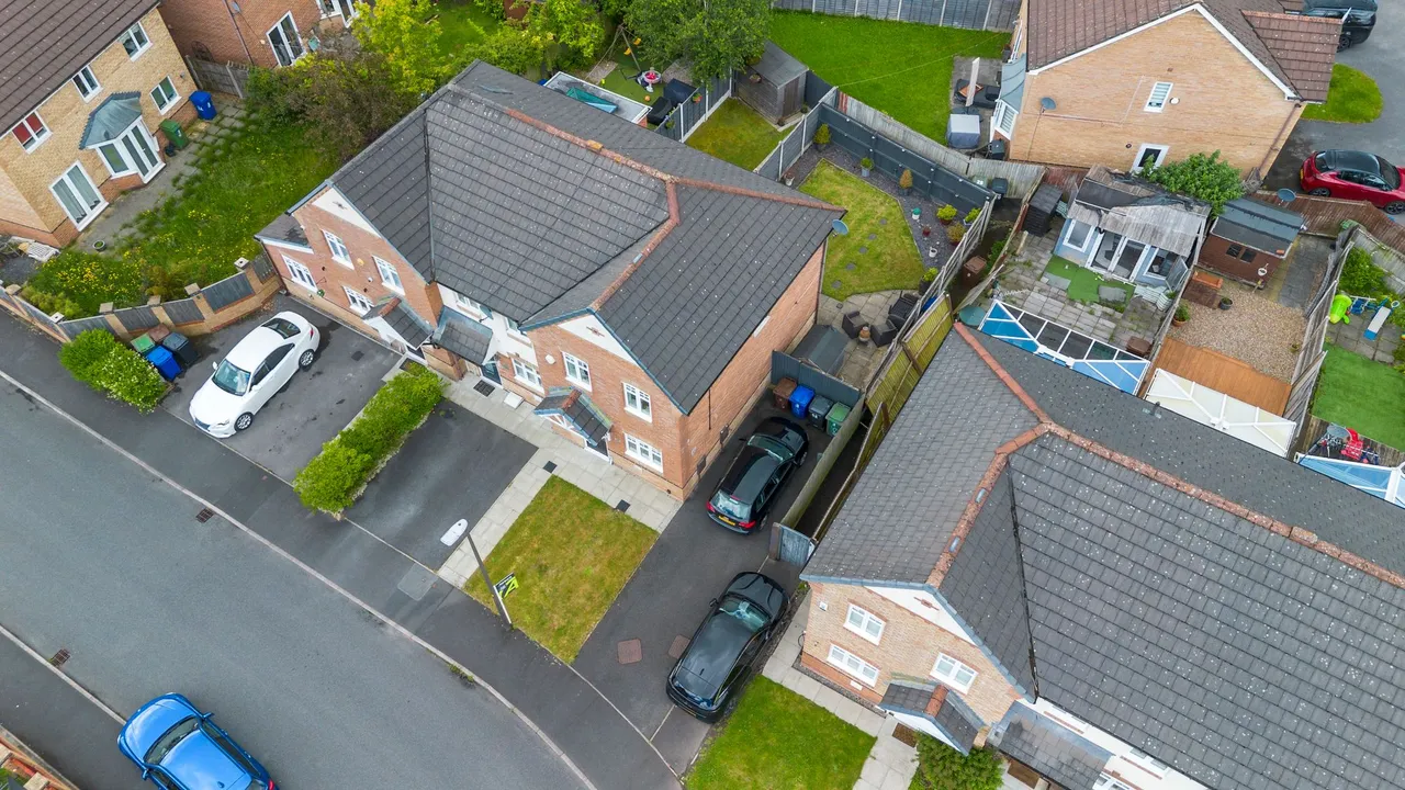 Stuart Close, Platt Bridge, Wigan, Wigan, WN2 5BZ, photo 20