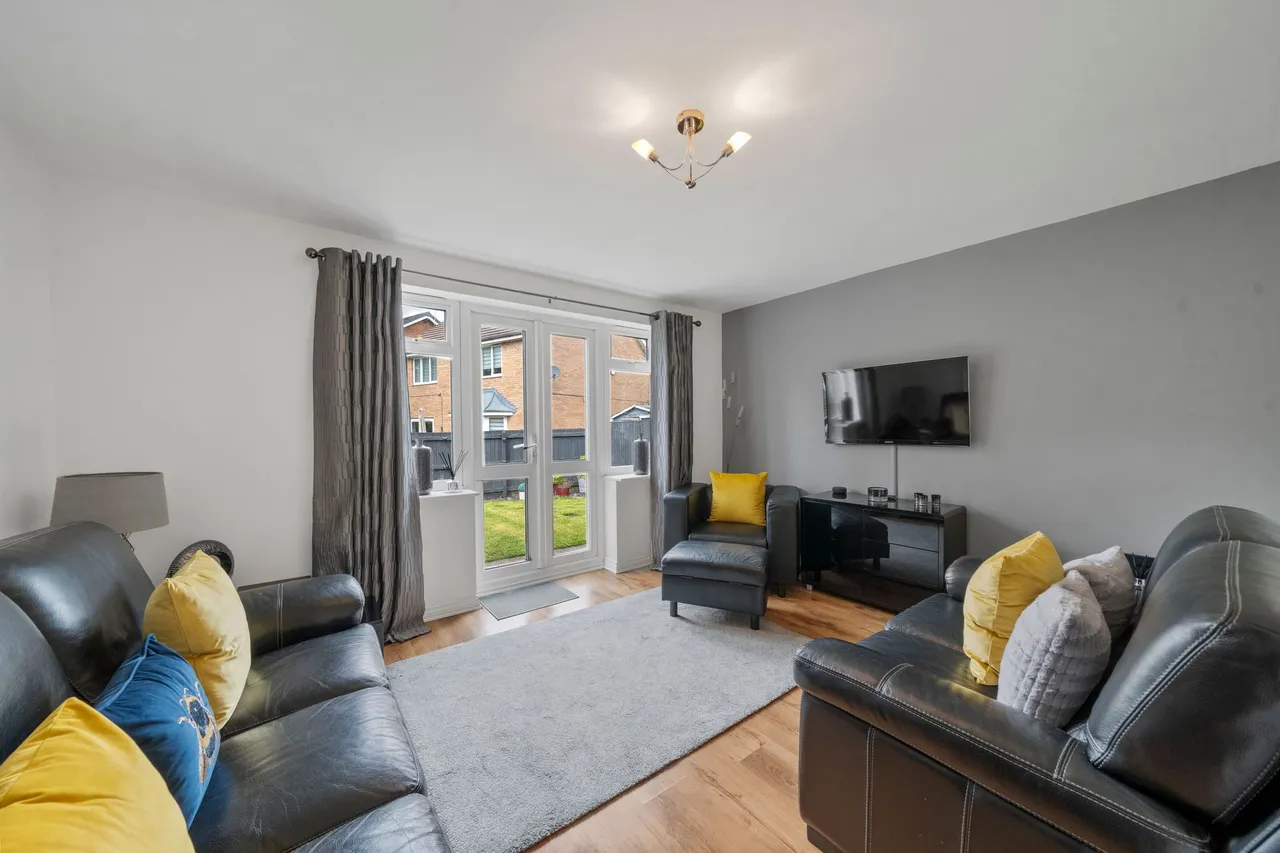 Stuart Close, Platt Bridge, Wigan, Wigan, WN2 5BZ, photo 3