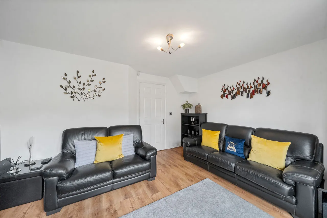 Stuart Close, Platt Bridge, Wigan, Wigan, WN2 5BZ, photo 7