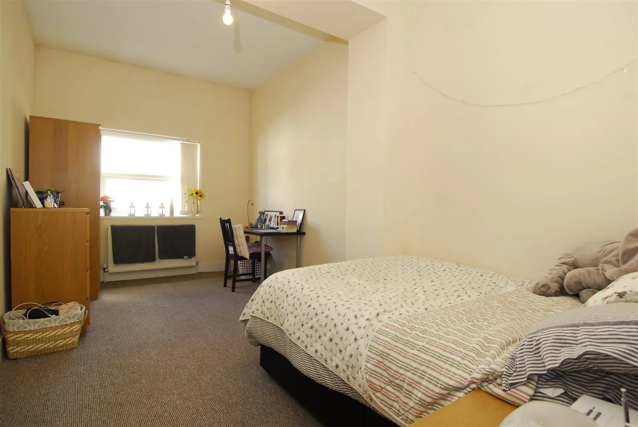 Seaton Avenue, Flat, photo 4