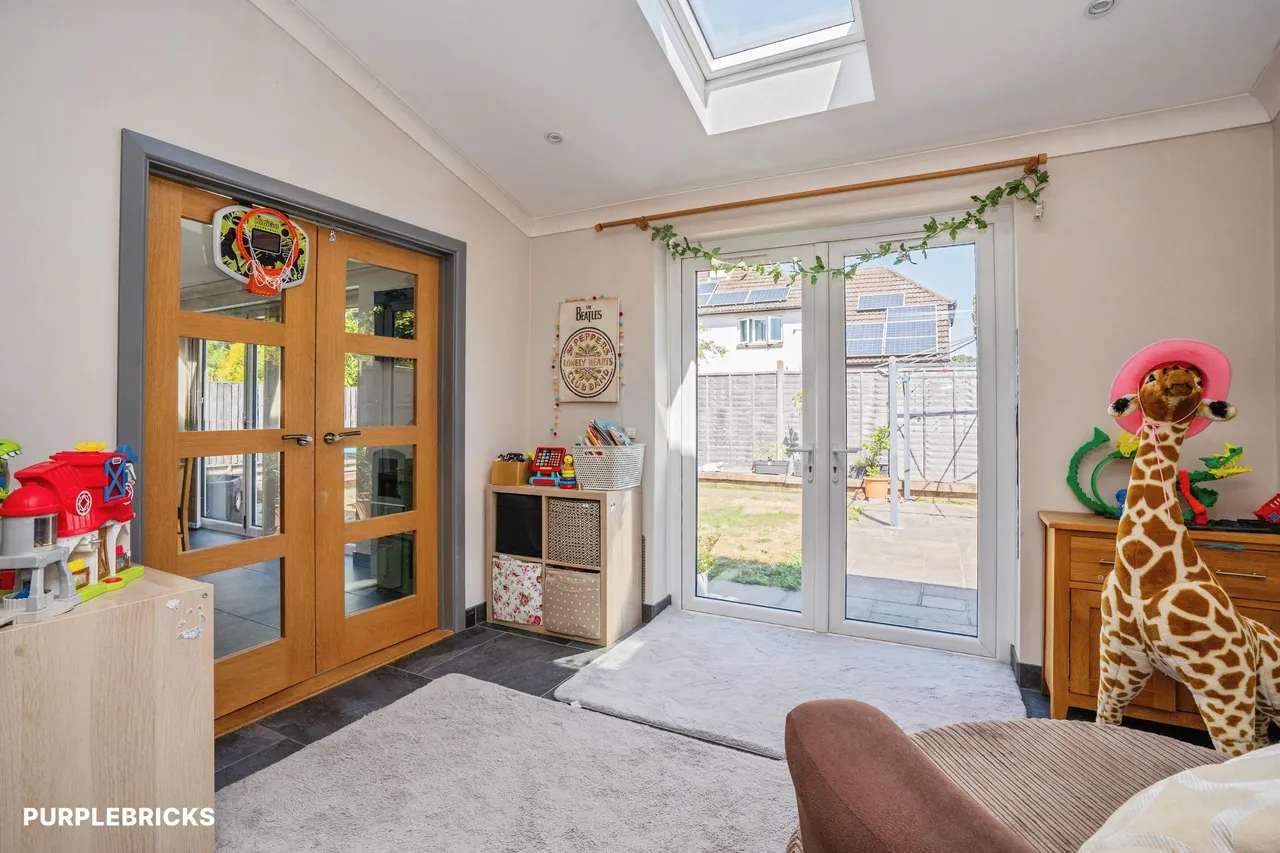 Gatcombe Gardens, Fareham, PO14, photo 4