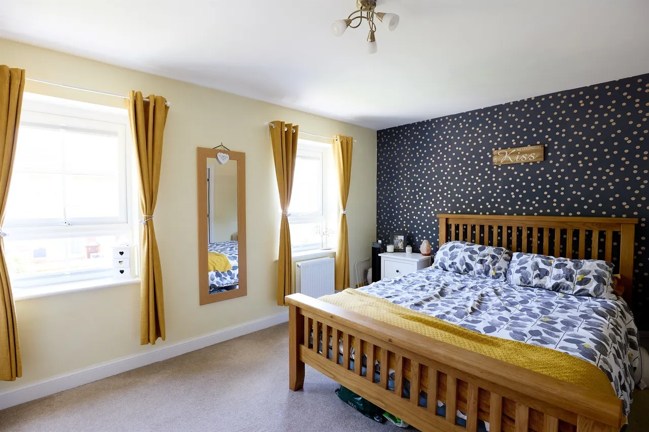 Minett Court, Methley, LS26, photo 8