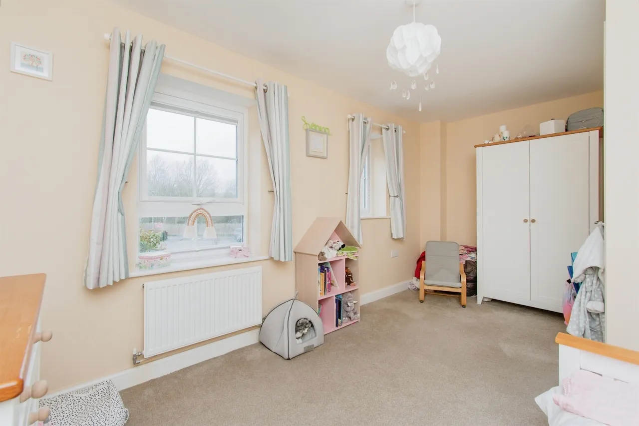 Minett Court, Methley, LS26, photo 11