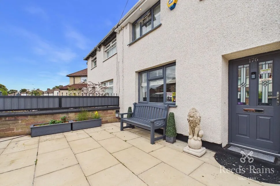 Scarisbrick Drive, Liverpool, L11, photo 3