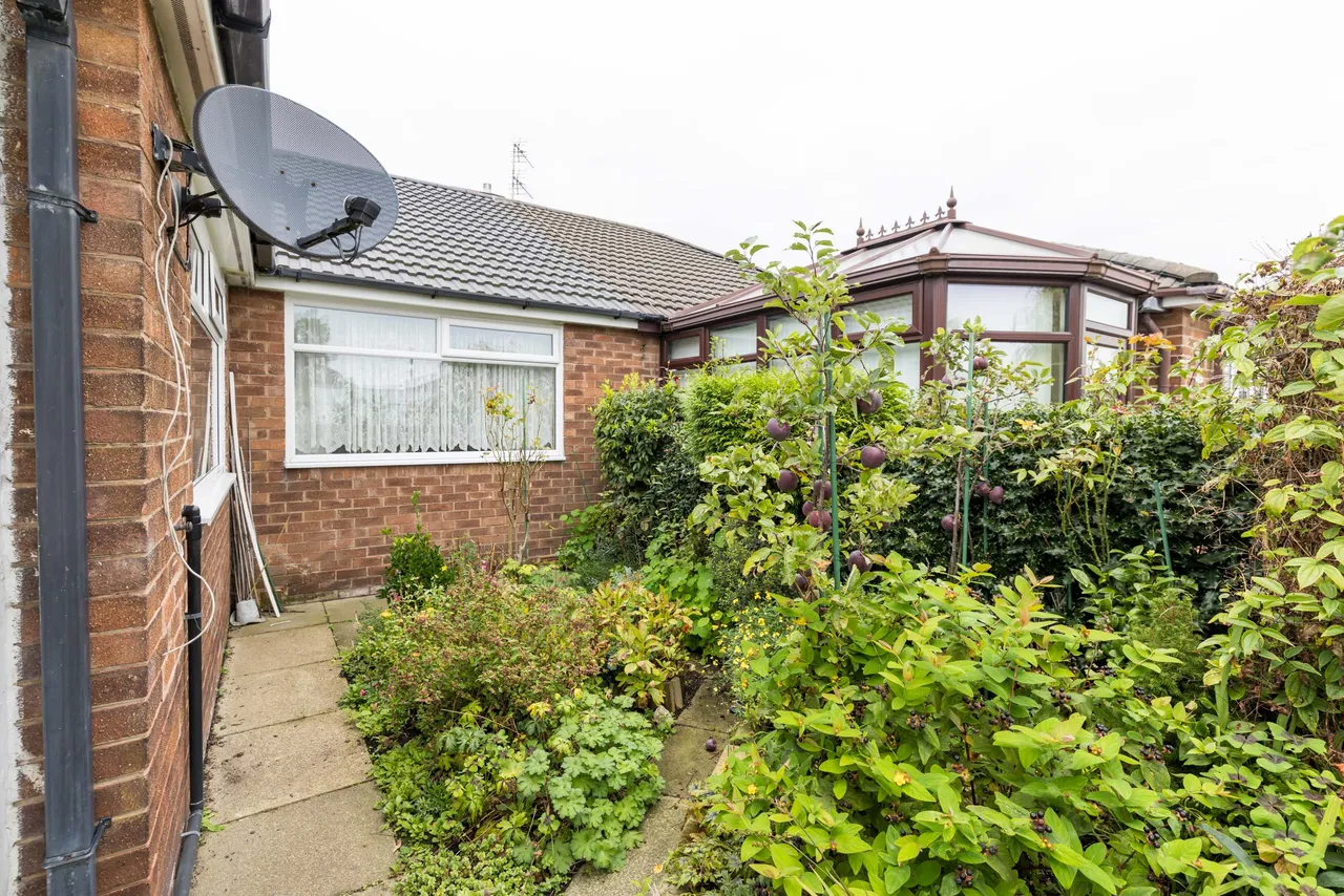 Chimes Road, Ashton-In-Makerfield, WN4, photo 6