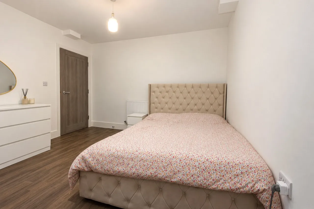 London Road, Thornton Heath, CR7, photo 6
