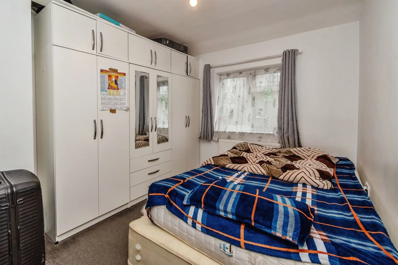 Rosemary Avenue, Bilston, WV14, photo 16