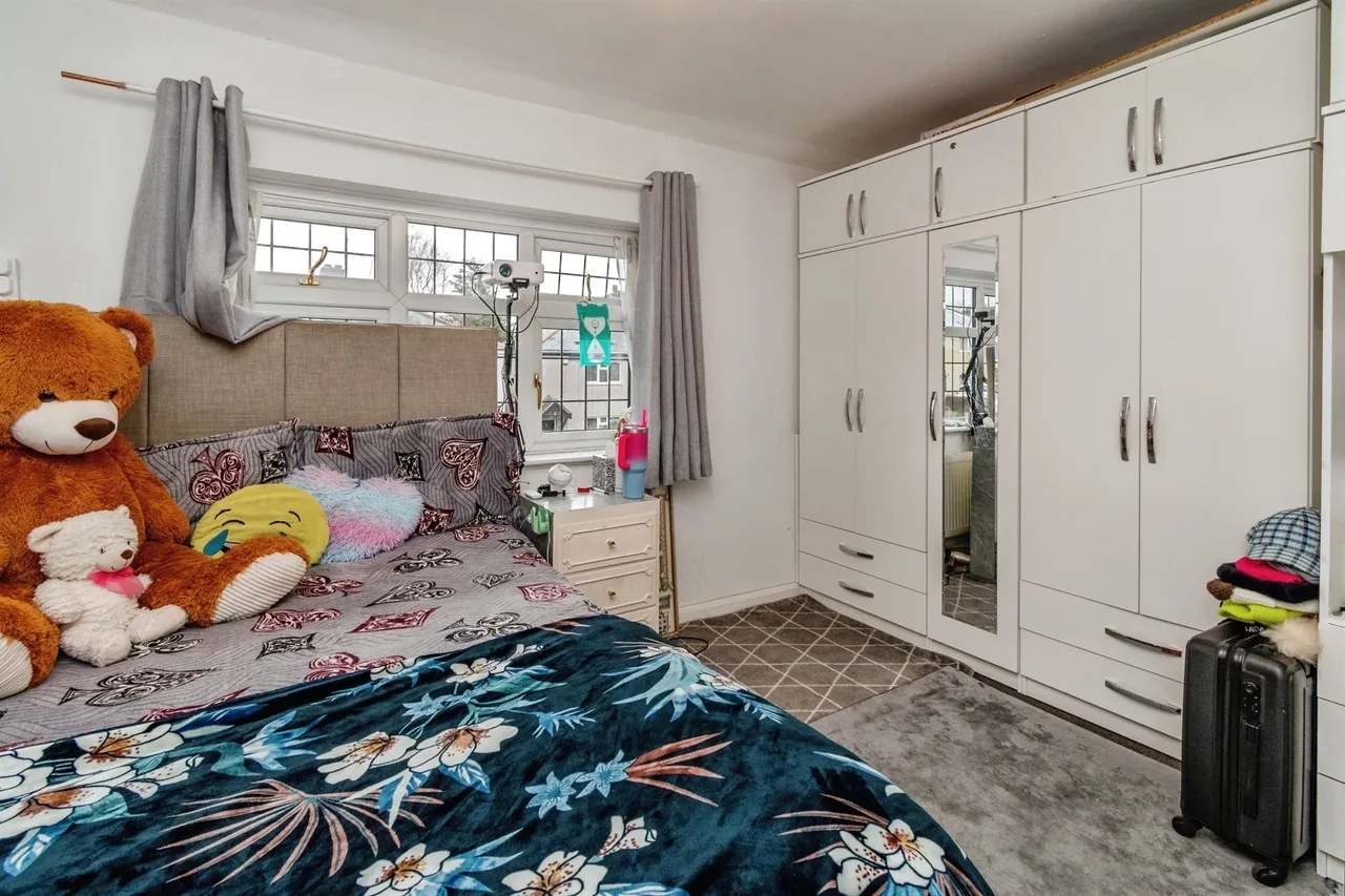 Rosemary Avenue, Bilston, WV14, photo 11
