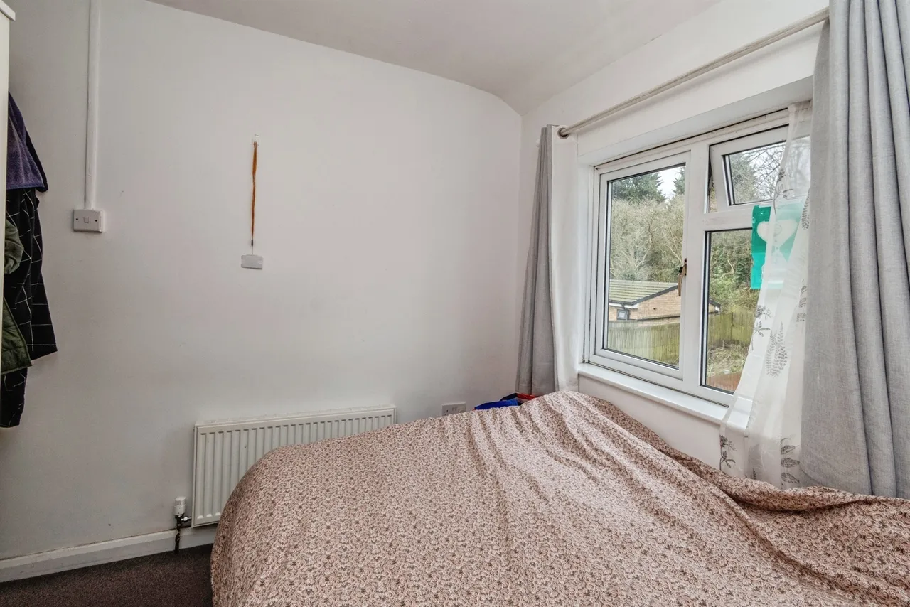 Rosemary Avenue, Bilston, WV14, photo 13