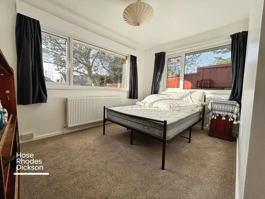 Sandown Road, Sandown, PO36, photo 9