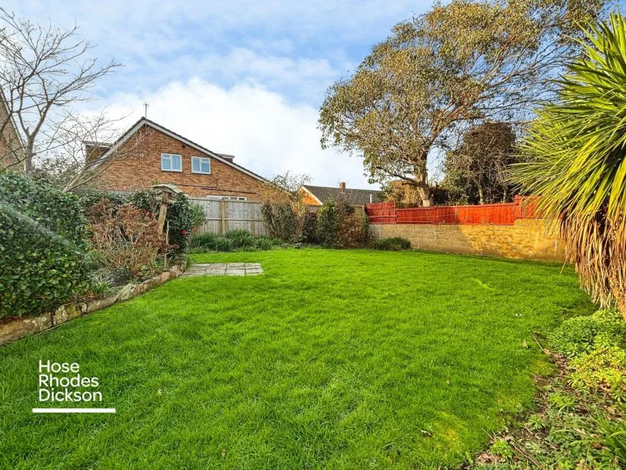 Sandown Road, Sandown, PO36, photo 14