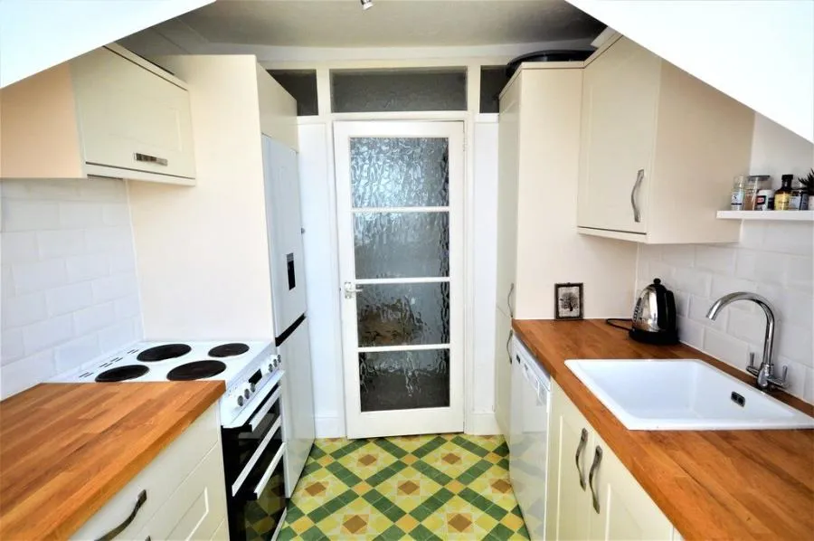 Undercliff Drive, Ventnor, PO38, photo 6