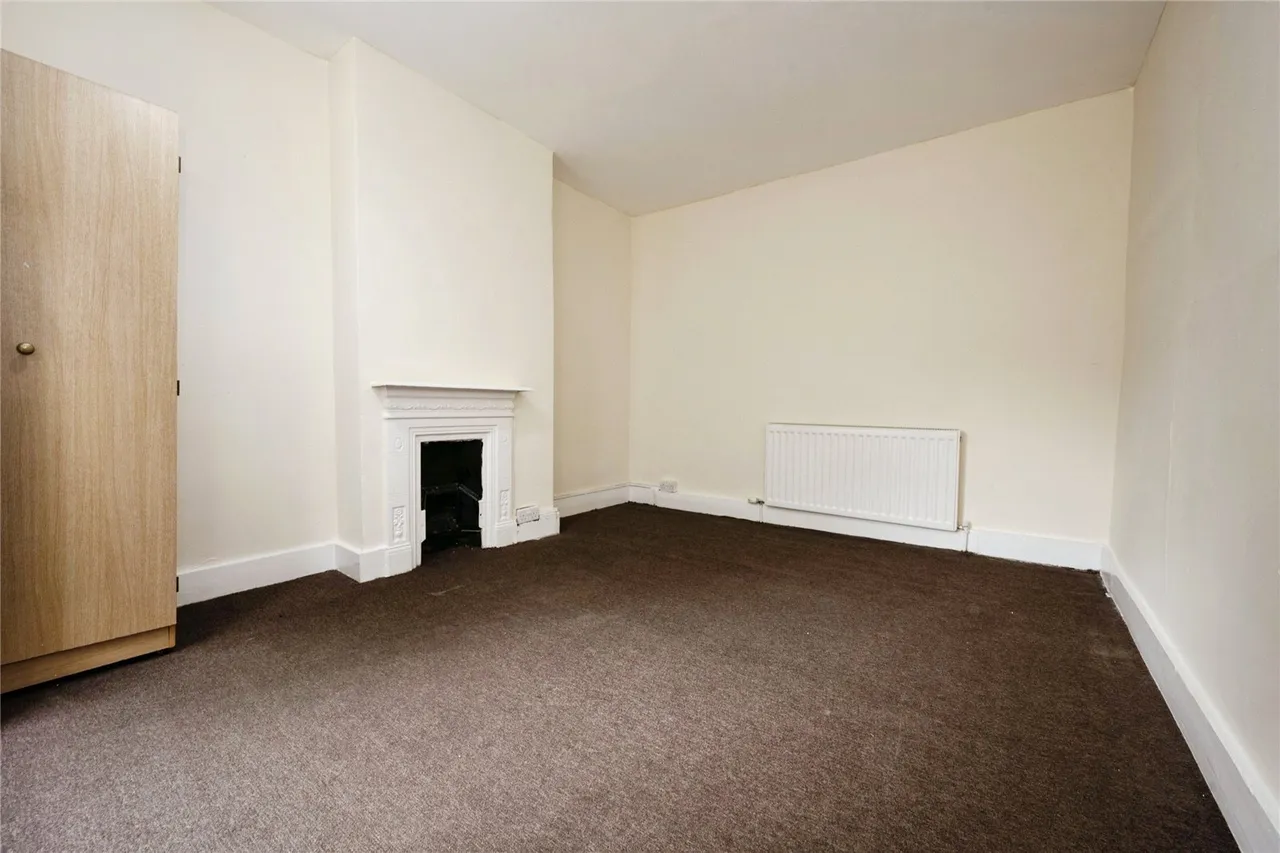 Cowper Street, Luton, Bedfordshire, LU1, photo 9