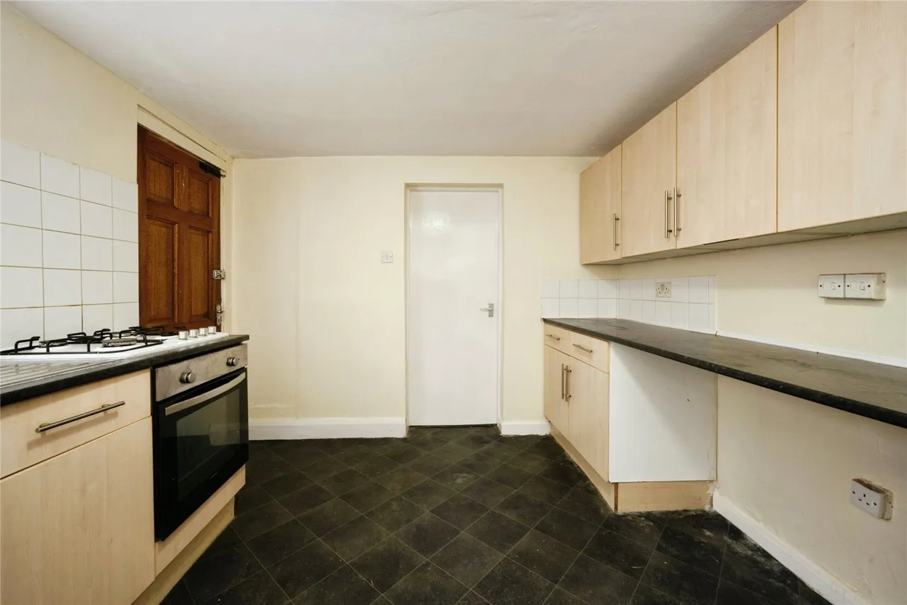 Cowper Street, Luton, Bedfordshire, LU1, photo 7